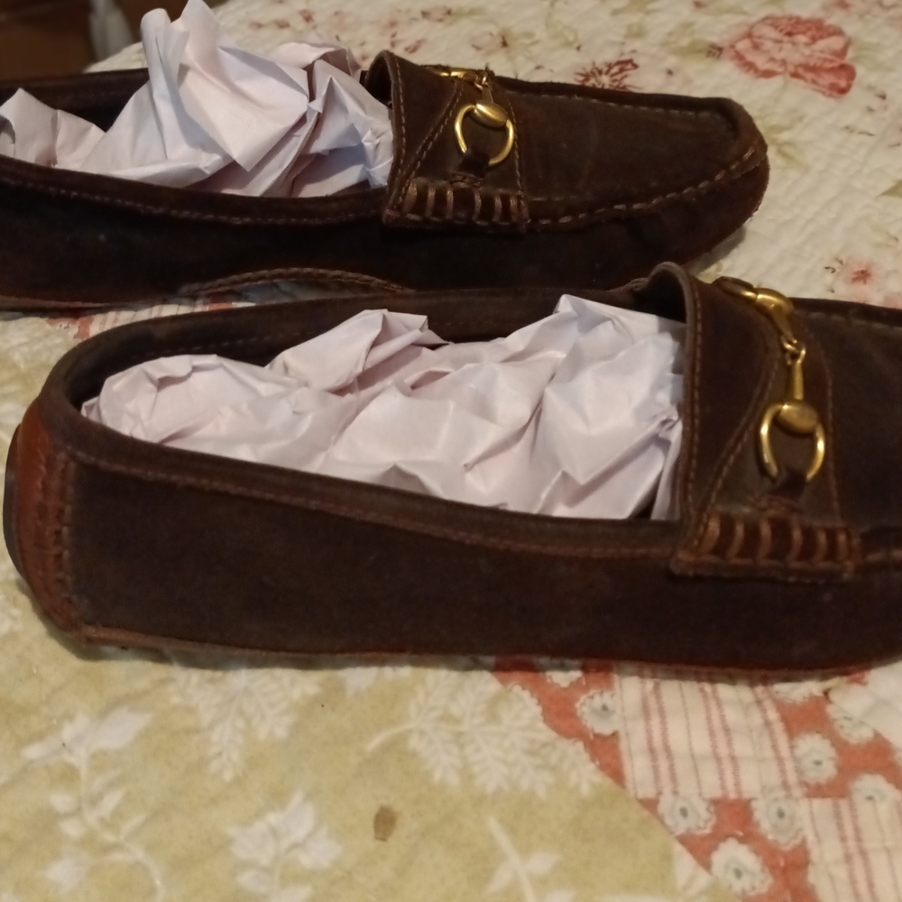 The Iconic Vintage Horsebit Gucci Dark Brown Leather Loafers with Gold Detail - Picture 7 of 16